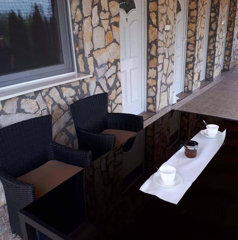 Relax Apartman Siofok-Sosto Exterior photo
